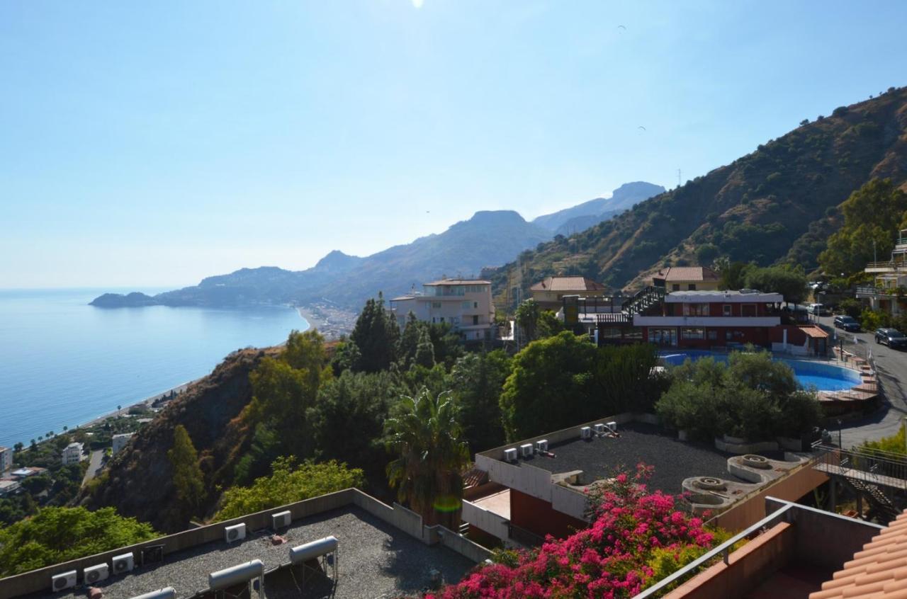 Hotiday Village Letojanni Taormina Ngoại thất bức ảnh