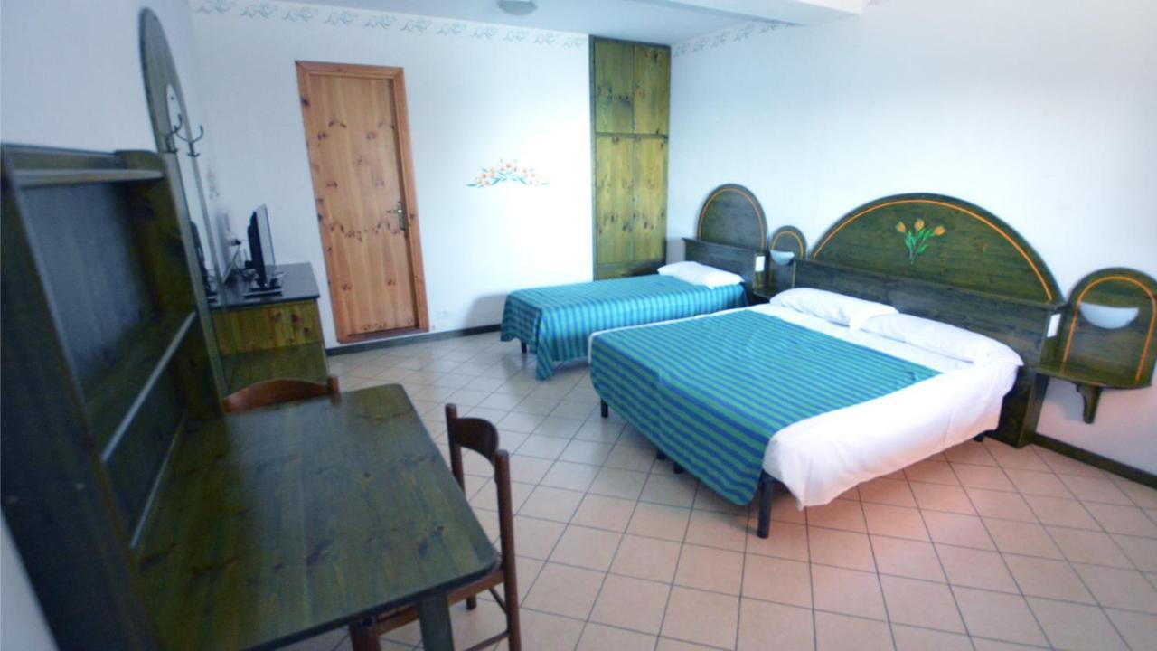 Hotiday Village Letojanni Taormina Ngoại thất bức ảnh